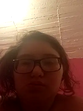 Snapshot of loba9706 chatting on December 29, 2024, 11:40 am loba9706 online show from December 29, 2024, 11:40 am