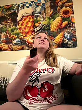 Snapshot of PhatAssBlond chatting on September 24, 2025, 11:52 pm PhatAssBlond online show from September 24, 2025, 11:52 pm