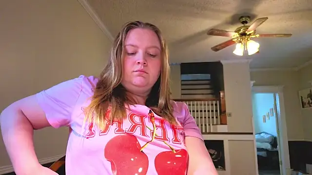 PhatAssBlond online show from February 4, 2026, 2:12 pm