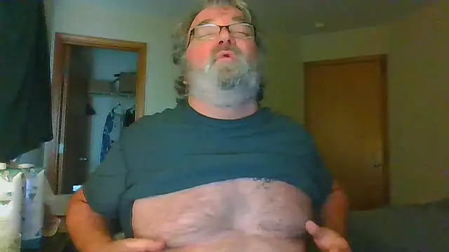Snapshot of Doherty10 chatting on May 14, 2026, 6:15 pm Doherty10 online show from May 14, 2026, 6:15 pm