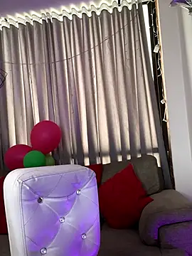 Snapshot of lia_huan chatting on January 20, 2025, 5:06 pm lia huan online show from January 20, 2025, 5:06 pm