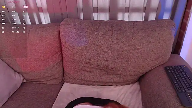 Snapshot of lia_huan chatting on March 22, 2025, 7:53 pm lia huan online show from March 22, 2025, 7:53 pm