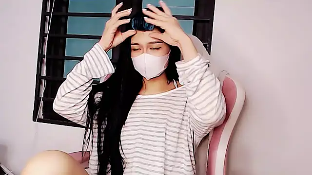 phuong-anh1709 online show from February 2, 2026, 4:33 am