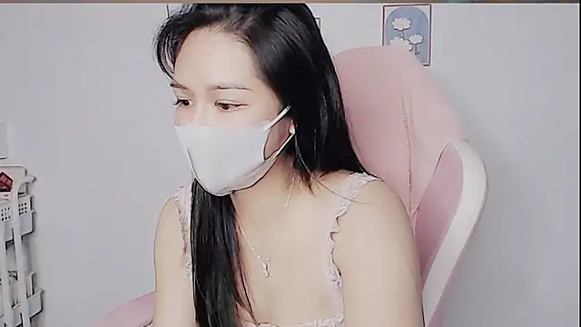 phuong-anh1709 online show from May 14, 2026, 5:25 am