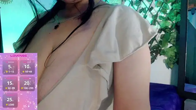 Donniia online show from September 20, 2025, 1:01 pm