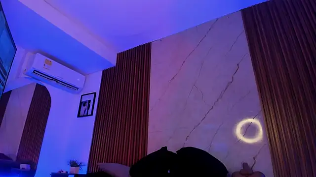 Snapshot of Emiilycollins chatting on October 14, 2025, 11:27 pm Emiilycollins online show from October 14, 2025, 11:27 pm