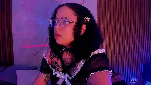 Snapshot of Emiilycollins chatting on October 26, 2025, 2:50 am Emiilycollins online show from October 26, 2025, 2:50 am