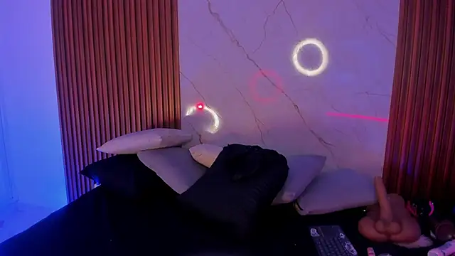 Snapshot of Emiilycollins chatting on November 27, 2025, 1:40 am Emiilycollins online show from November 27, 2025, 1:40 am