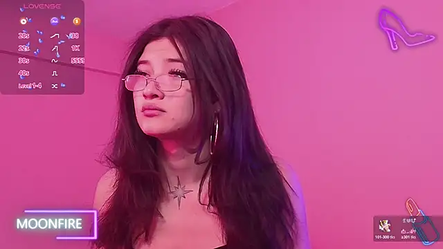 Snapshot of moonfiredancer chatting on November 26, 2025, 7:48 pm moonfiredancer online show from November 26, 2025, 7:48 pm