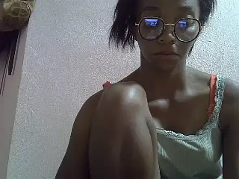 Snapshot of ElianeHot chatting on February 24, 2025, 8:36 pm ElianeHot online show from February 24, 2025, 8:36 pm