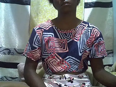 Snapshot of ElianeHot chatting on December 3, 2025, 6:39 pm ElianeHot online show from December 3, 2025, 6:39 pm