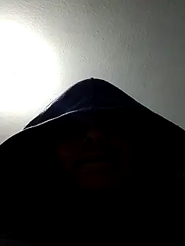 Snapshot of Alisteresa_ chatting on June 23, 2026, 4:32 am Alisteresa online show from June 23, 2026, 4:32 am