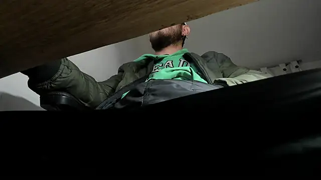 Snapshot of s_sven03 chatting on January 27, 2025, 3:15 am s sven03 online show from January 27, 2025, 3:15 am