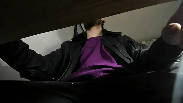 Snapshot of s_sven03 chatting on March 18, 2025, 6:46 am s sven03 online show from March 18, 2025, 6:46 am