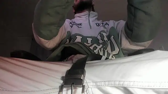 Snapshot of s_sven03 chatting on September 23, 2025, 7:00 am s sven03 online show from September 23, 2025, 7:00 am