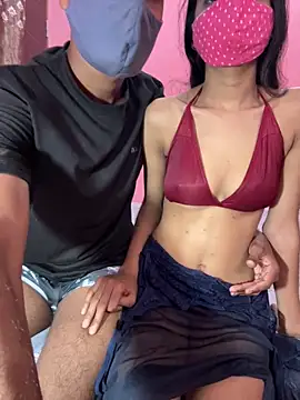 Snapshot of crezyfuck63 chatting on March 11, 2026, 6:30 am crezyfuck63 online show from March 11, 2026, 6:30 am