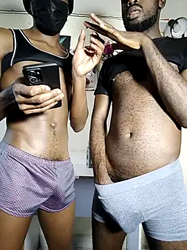 Snapshot of Moteroxz chatting on October 2, 2025, 7:04 am Moteroxz online show from October 2, 2025, 7:04 am