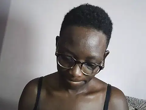 Sexy-BlackGold online show from April 5, 2026, 7:49 am