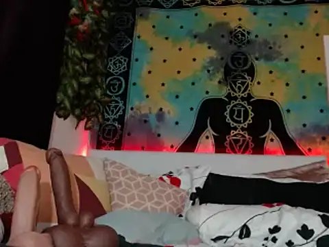 chanel 1041 online show from February 7, 2025, 9:15 pm