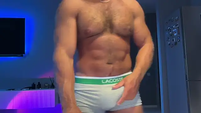KarlosRichi online show from June 29, 2026, 2:18 am