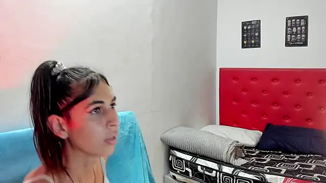 brenda sofia2 online show from February 13, 2025, 1:50 am