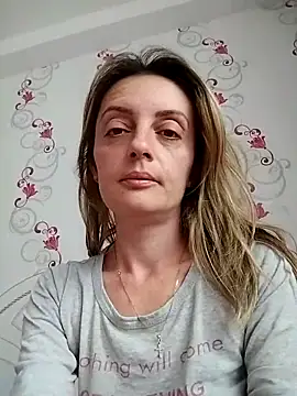 Snapshot of SophyGirl chatting on March 24, 2026, 12:43 pm SophyGirl online show from March 24, 2026, 12:43 pm