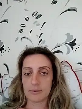 Snapshot of SophyGirl chatting on April 23, 2026, 11:42 am SophyGirl online show from April 23, 2026, 11:42 am