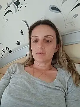 Snapshot of SophyGirl chatting on May 14, 2026, 12:23 pm SophyGirl online show from May 14, 2026, 12:23 pm