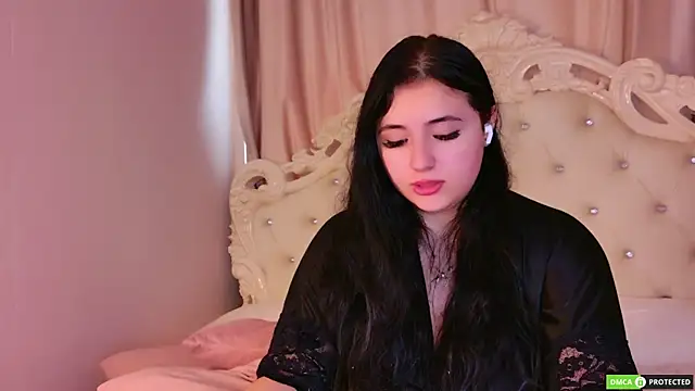 JennyFerguson online show from June 10, 2026, 6:34 am
