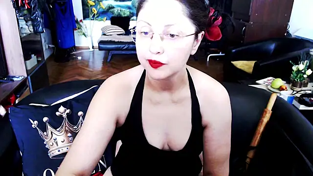 Snapshot of Imperatriza chatting on June 15, 2026, 7:43 am Imperatriza online show from June 15, 2026, 7:43 am
