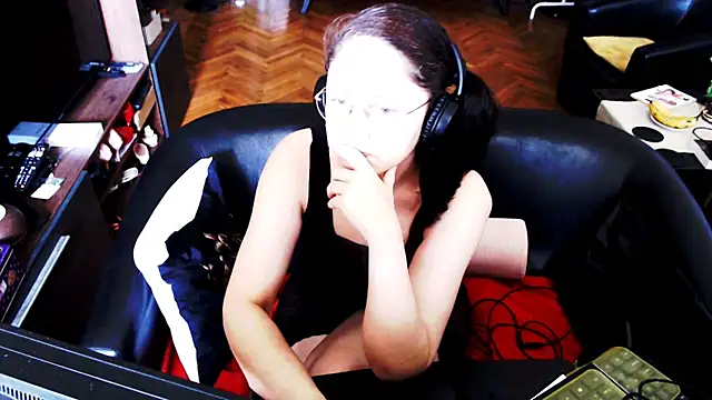 Snapshot of Imperatriza chatting on July 4, 2026, 5:57 am Imperatriza online show from July 4, 2026, 5:57 am