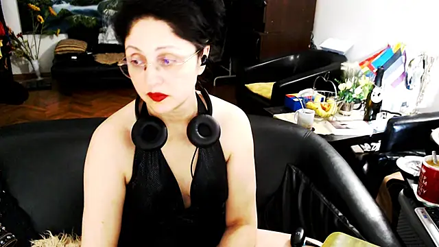 Snapshot of Imperatriza chatting on July 22, 2026, 11:51 pm Imperatriza online show from July 22, 2026, 11:51 pm