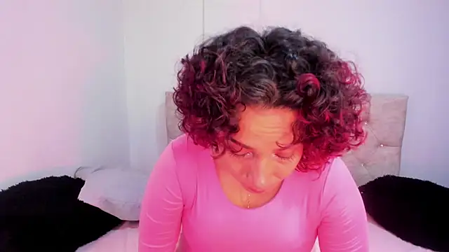 Snapshot of amber_demons2021 chatting on March 4, 2025, 10:27 pm amber demons2021 online show from March 4, 2025, 10:27 pm