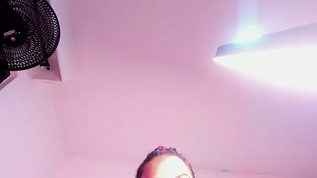 Snapshot of amber_demons2021 chatting on March 11, 2025, 1:26 am amber demons2021 online show from March 11, 2025, 1:26 am