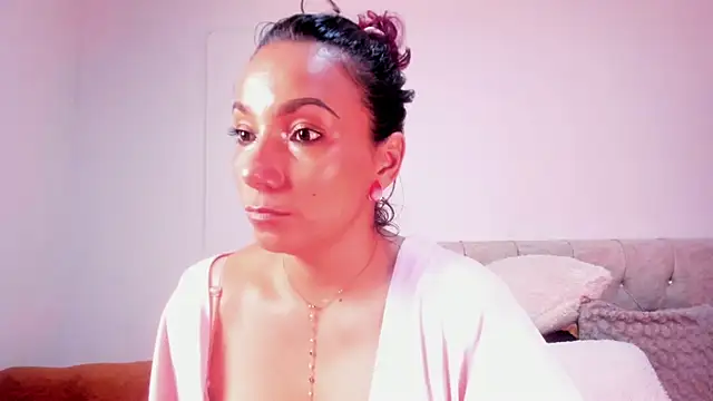 Snapshot of amber_demons2021 chatting on March 18, 2025, 10:04 pm amber demons2021 online show from March 18, 2025, 10:04 pm