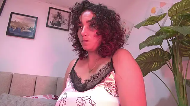 Snapshot of amber_demons2021 chatting on September 27, 2025, 10:48 pm amber demons2021 online show from September 27, 2025, 10:48 pm