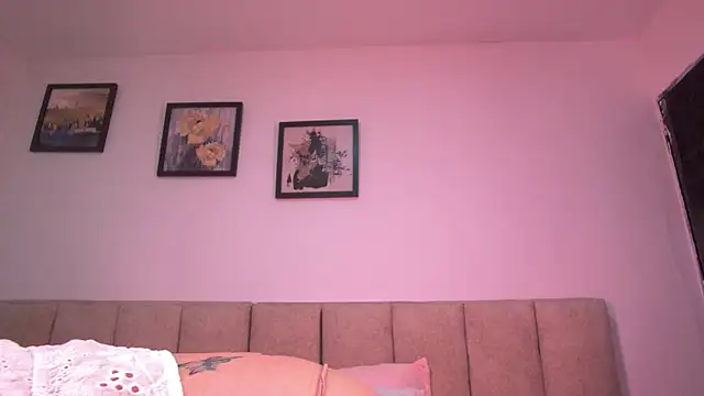 Snapshot of amber_demons2021 chatting on March 8, 2026, 10:46 pm amber demons2021 online show from March 8, 2026, 10:46 pm