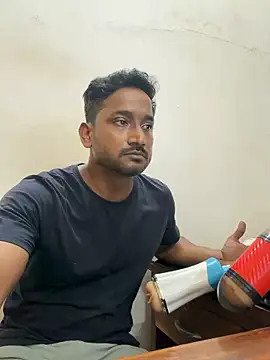 rabikumar1900 online show from May 6, 2026, 5:51 pm