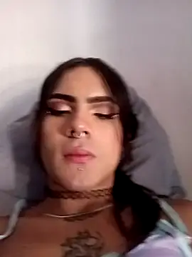 lilithnyx333 online show from June 30, 2026, 1:12 pm