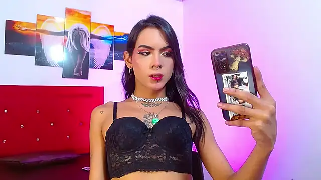 lilithnyx333 online show from July 21, 2026, 12:13 am