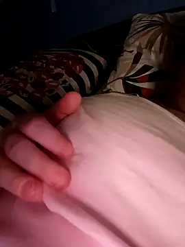 poussychats online show from January 14, 2025, 8:04 pm