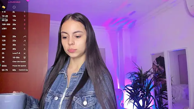 Snapshot of Aleejaa__ chatting on February 15, 2025, 11:28 am Aleejaa online show from February 15, 2025, 11:28 am