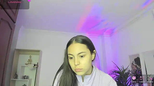 Snapshot of Aleejaa__ chatting on March 13, 2025, 11:19 am Aleejaa online show from March 13, 2025, 11:19 am