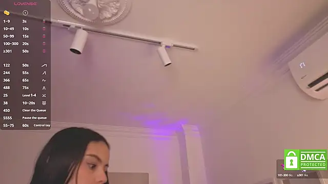 Snapshot of Aleejaa__ chatting on October 3, 2025, 12:13 pm Aleejaa online show from October 3, 2025, 12:13 pm