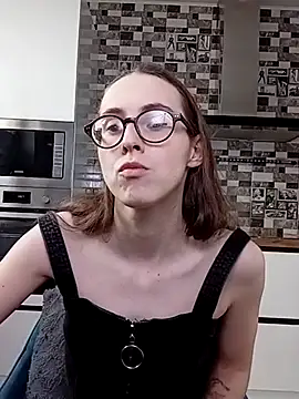 MartiniiSelenna online show from March 17, 2025, 9:55 am