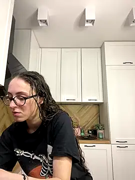 MartiniiSelenna online show from November 14, 2025, 6:45 am