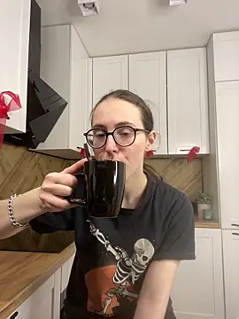 MartiniiSelenna online show from March 16, 2026, 6:39 am