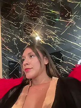 Snapshot of Rose-euphoria chatting on January 23, 2025, 7:29 pm Rose-euphoria online show from January 23, 2025, 7:29 pm