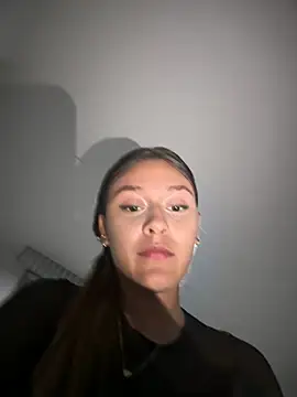 Snapshot of Rose-euphoria chatting on March 1, 2025, 2:37 am Rose-euphoria online show from March 1, 2025, 2:37 am