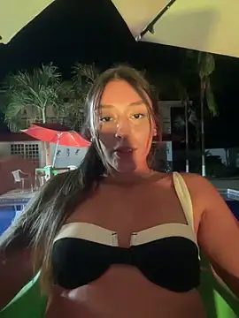 Snapshot of Rose-euphoria chatting on March 10, 2025, 2:28 am Rose-euphoria online show from March 10, 2025, 2:28 am